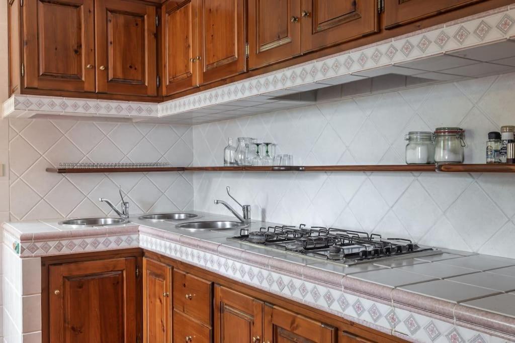 Villa Vacanze Bosa Magomadas Buitenkant foto